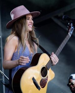 ZZ Ward